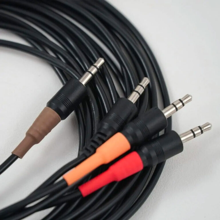 HYDROS 0-10V Cable - Close Up
